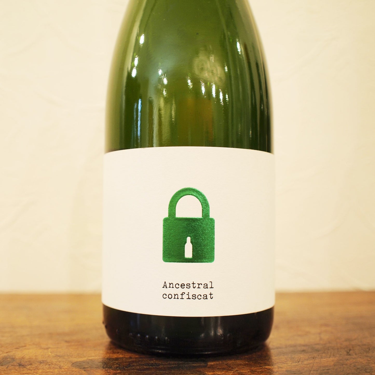 アンセストラル コンフィスカット 2021 / ボデガ・クランデ スティーナ
