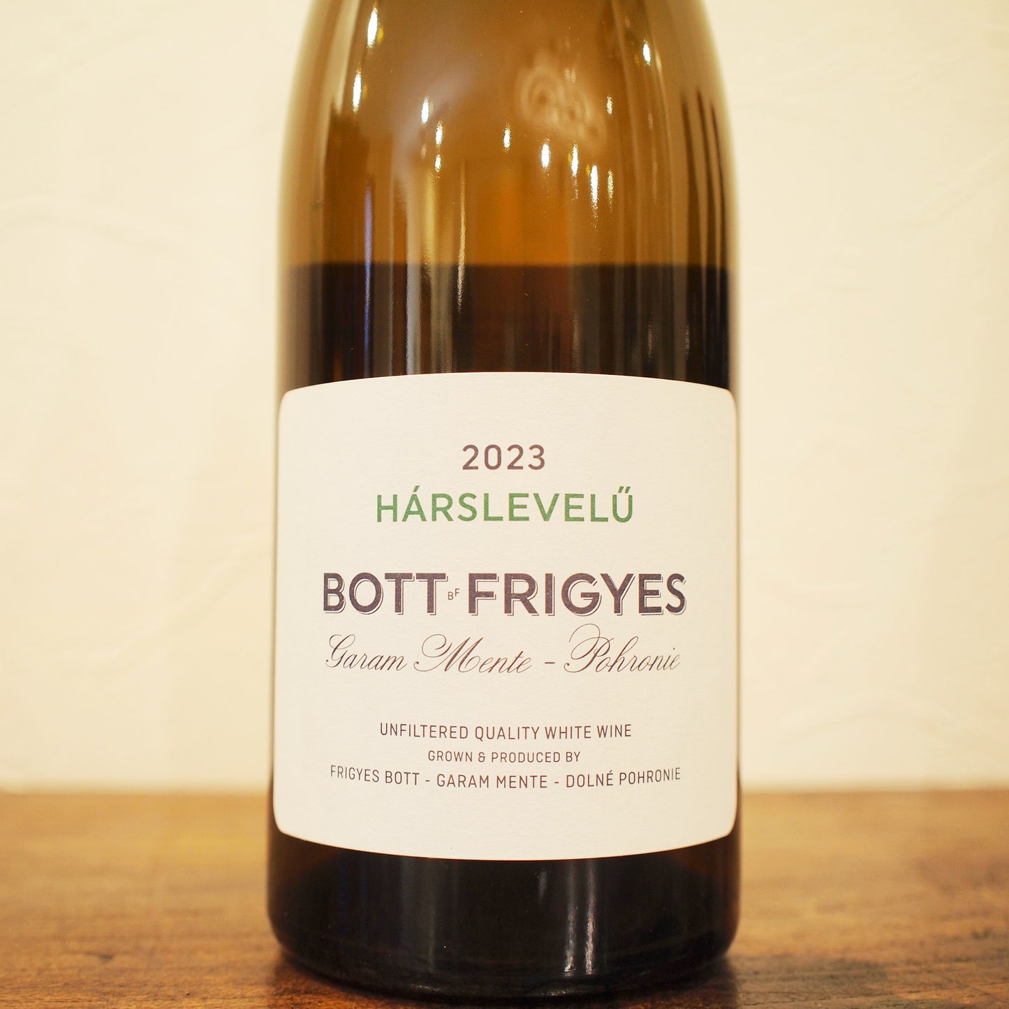 ハーシュレヴェリュ 2023 / ボット・フリゲシュ